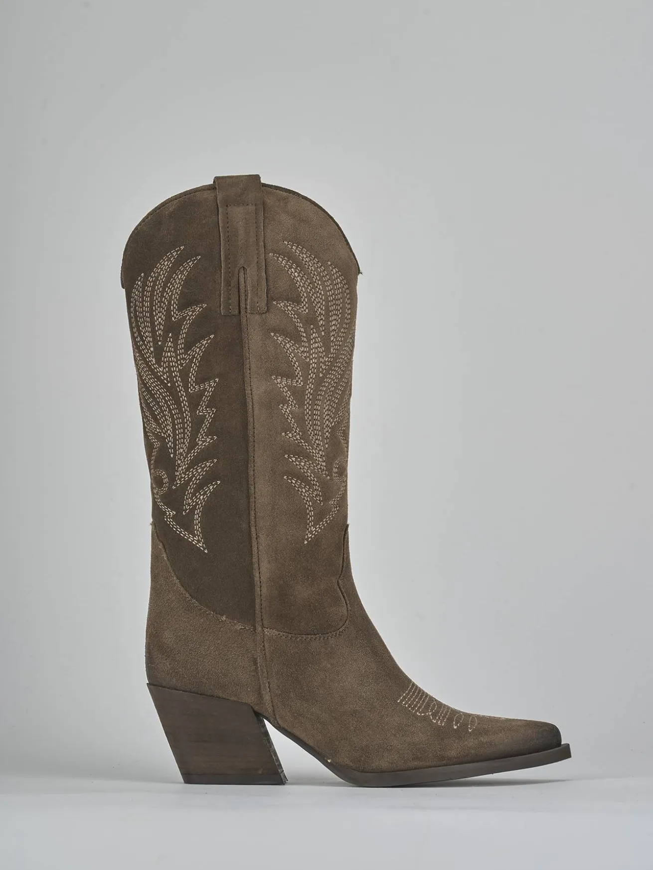 Stivali tacco 5cm camoscio beige