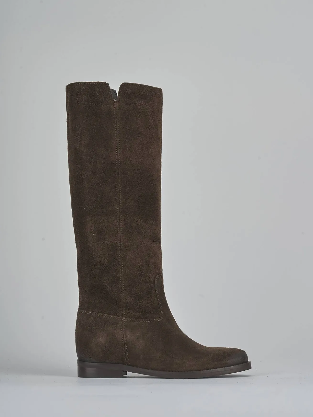 Stivali tacco 2cm camoscio testa