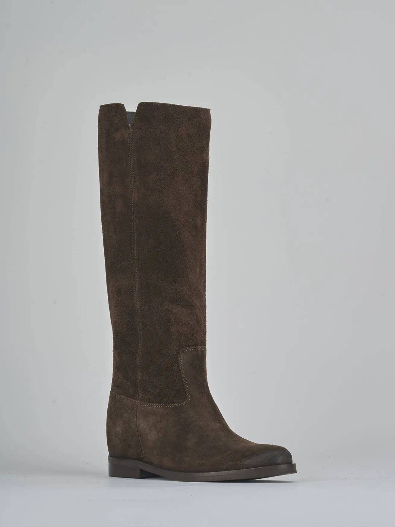 Stivali tacco 2cm camoscio testa