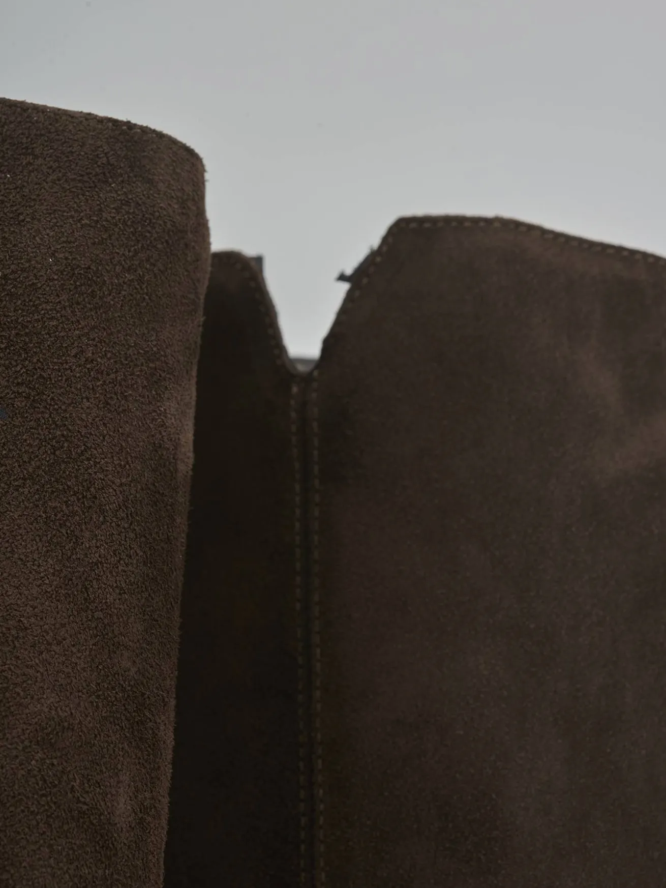 Stivali tacco 2cm camoscio testa