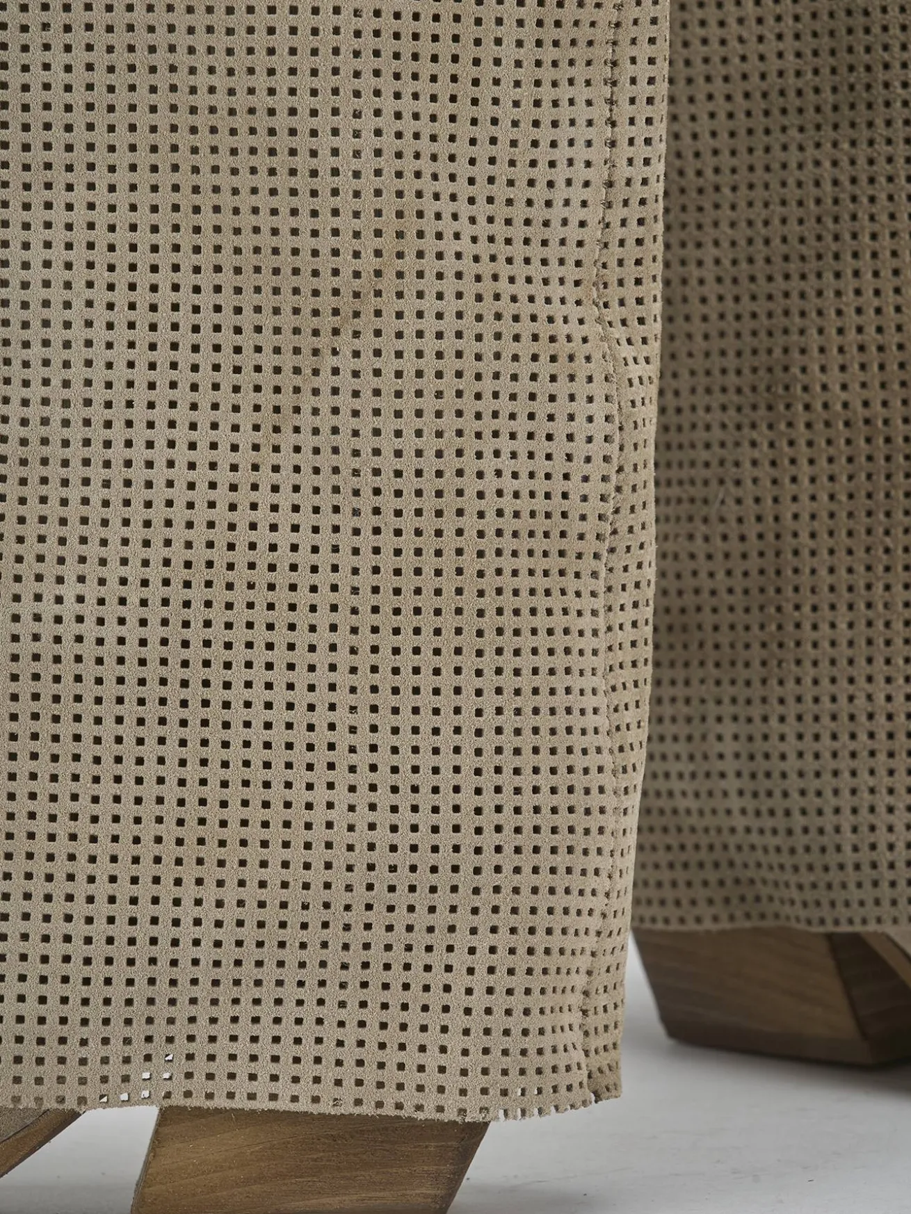 Stivali tacco 4cm camoscio beige