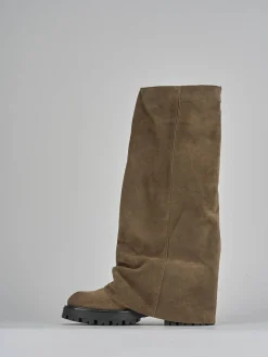 Stivali tacco 2cm camoscio beige