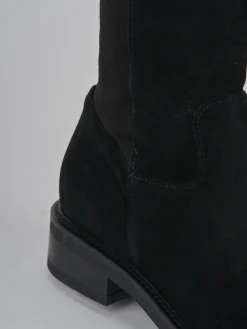 Stivali tacco 2cm camoscio nero