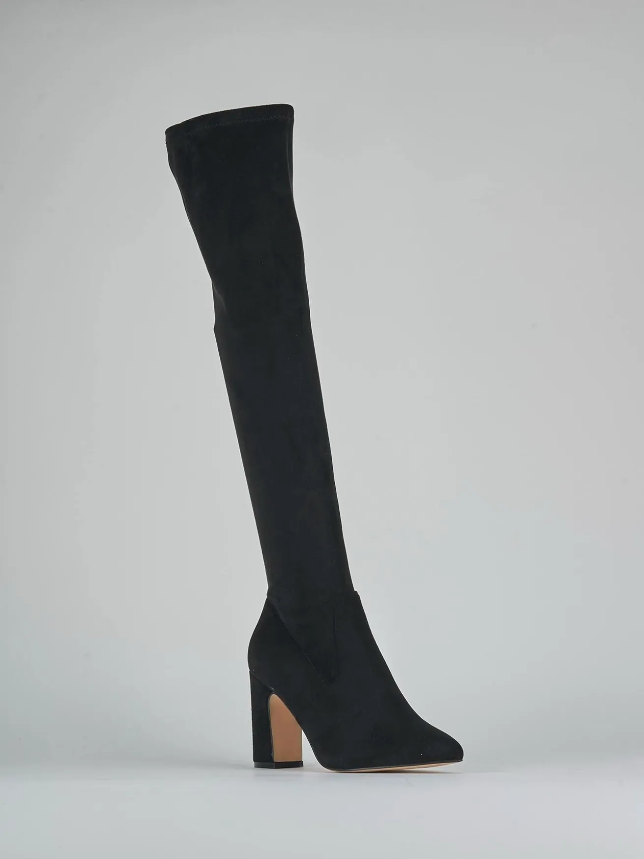 Stivali tacco 9cm camoscio sostenible nero