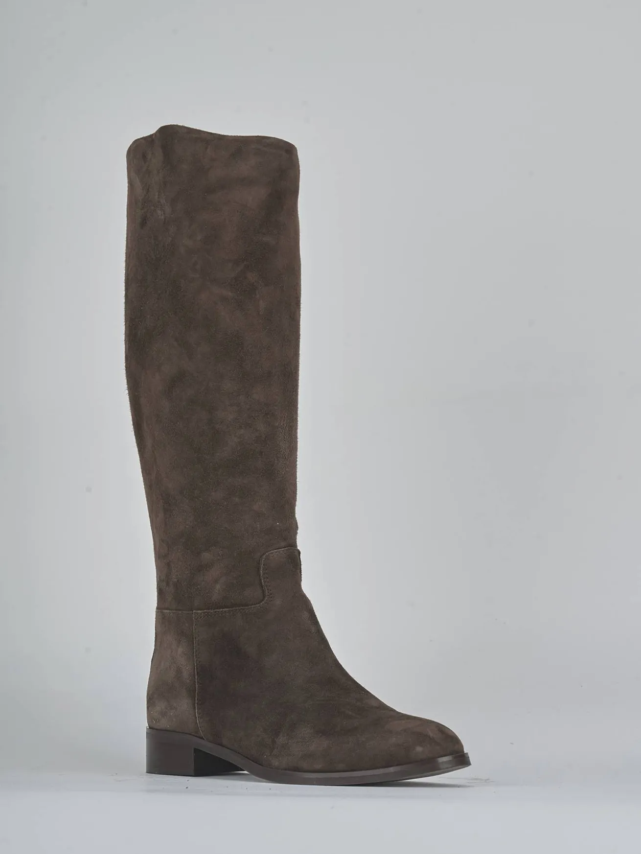 Stivali tacco 3cm camoscio testa