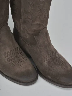 Stivali tacco 2cm camoscio testa