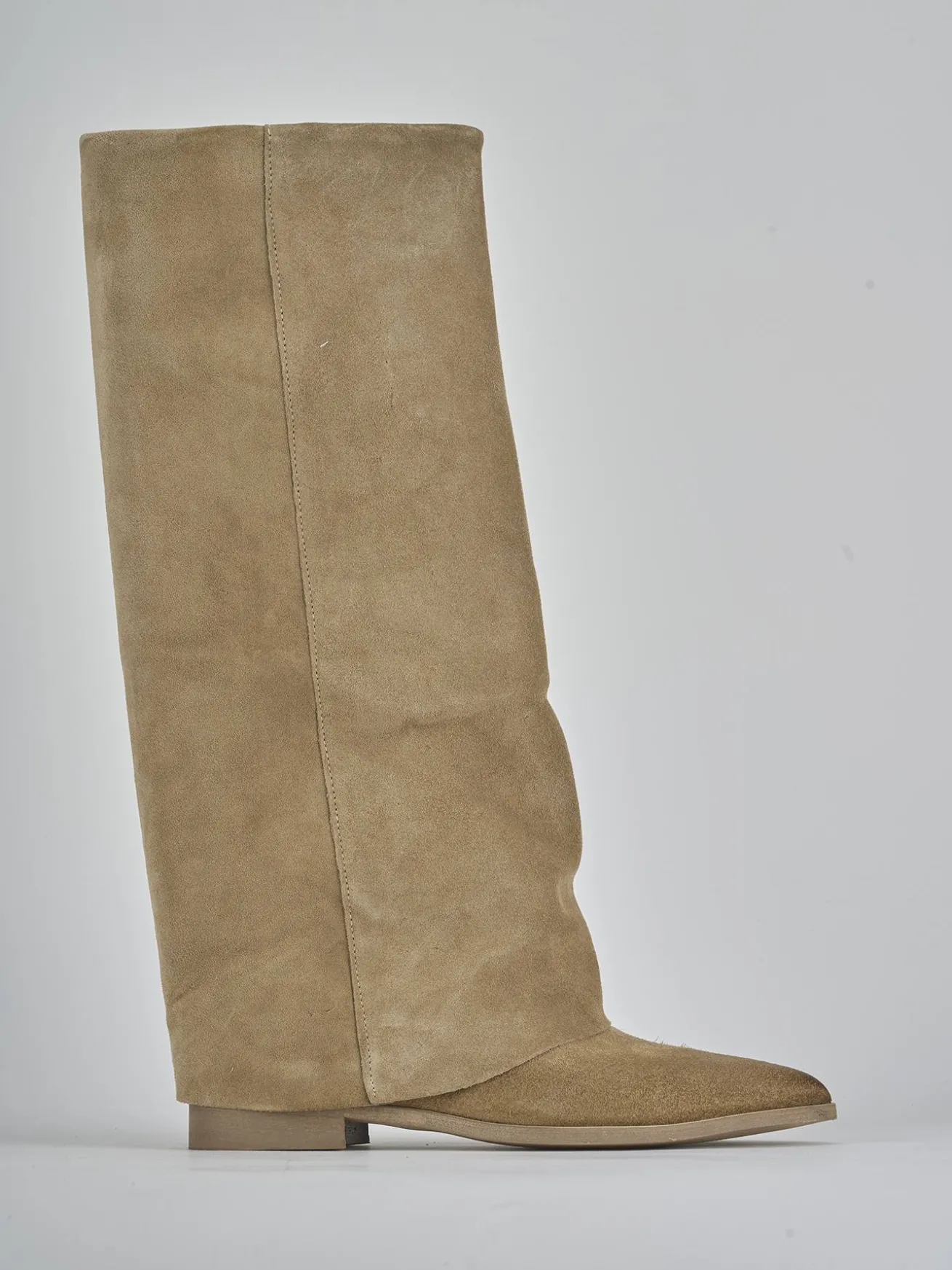 Stivali tacco 2cm camoscio marrone