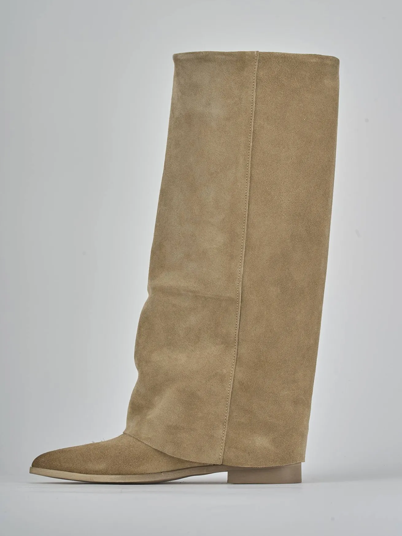 Stivali tacco 2cm camoscio marrone