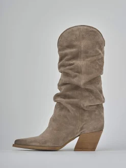 Stivali tacco 6cm camoscio beige