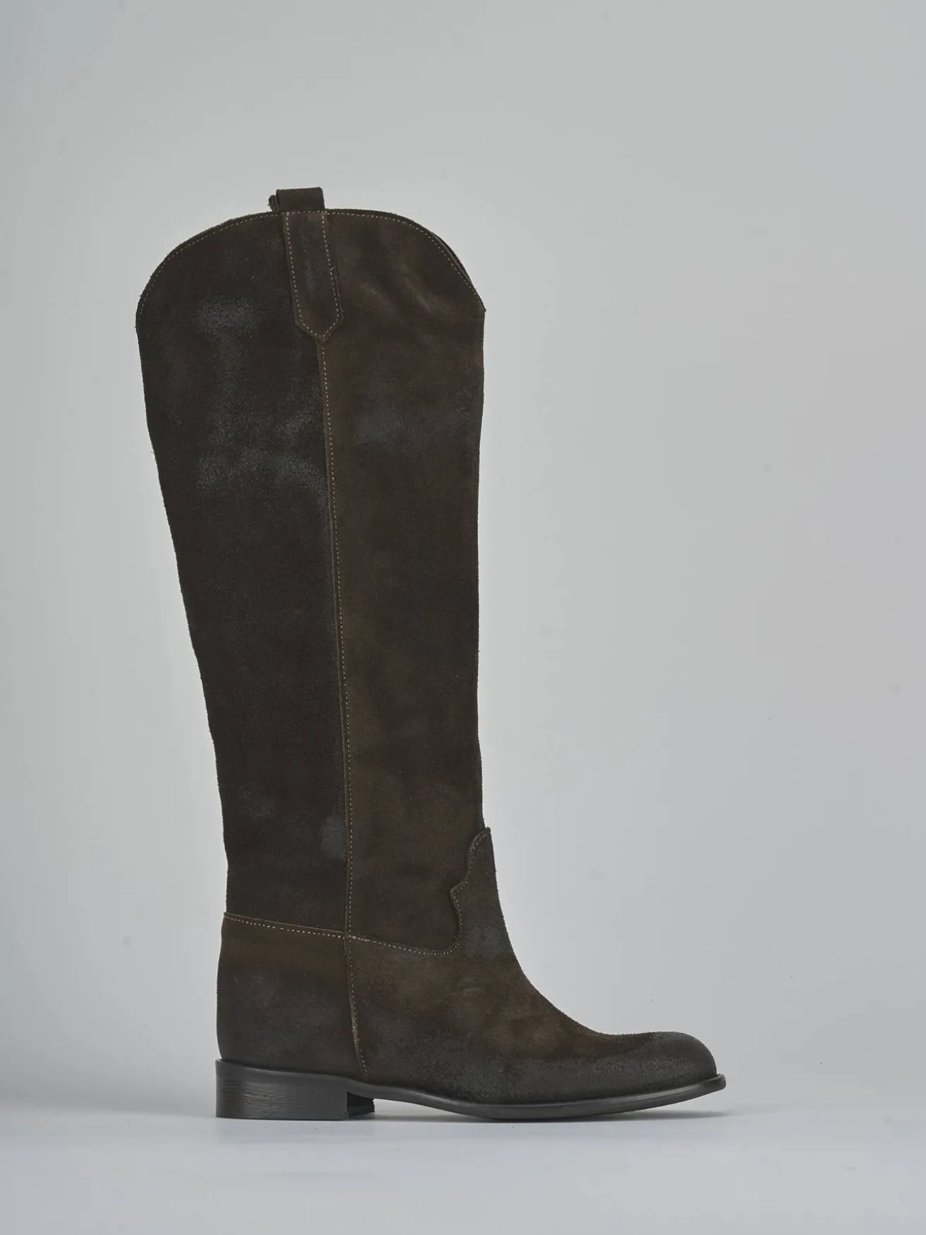 Stivali tacco 2cm camoscio testa