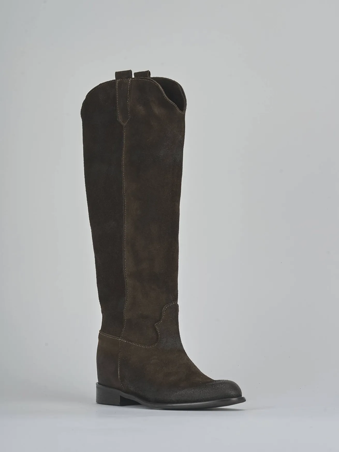 Stivali tacco 2cm camoscio testa