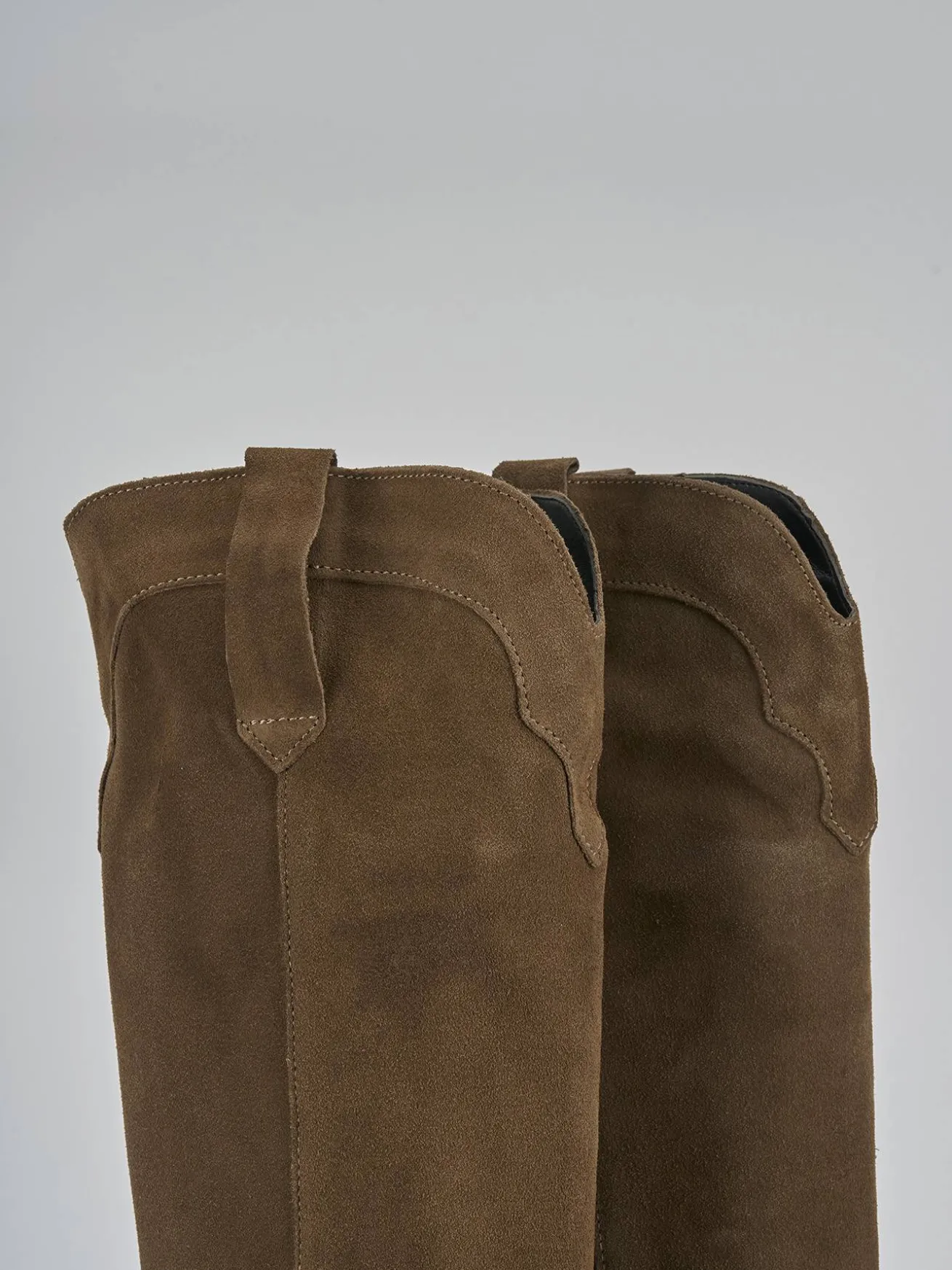 Stivali tacco 7cm camoscio beige