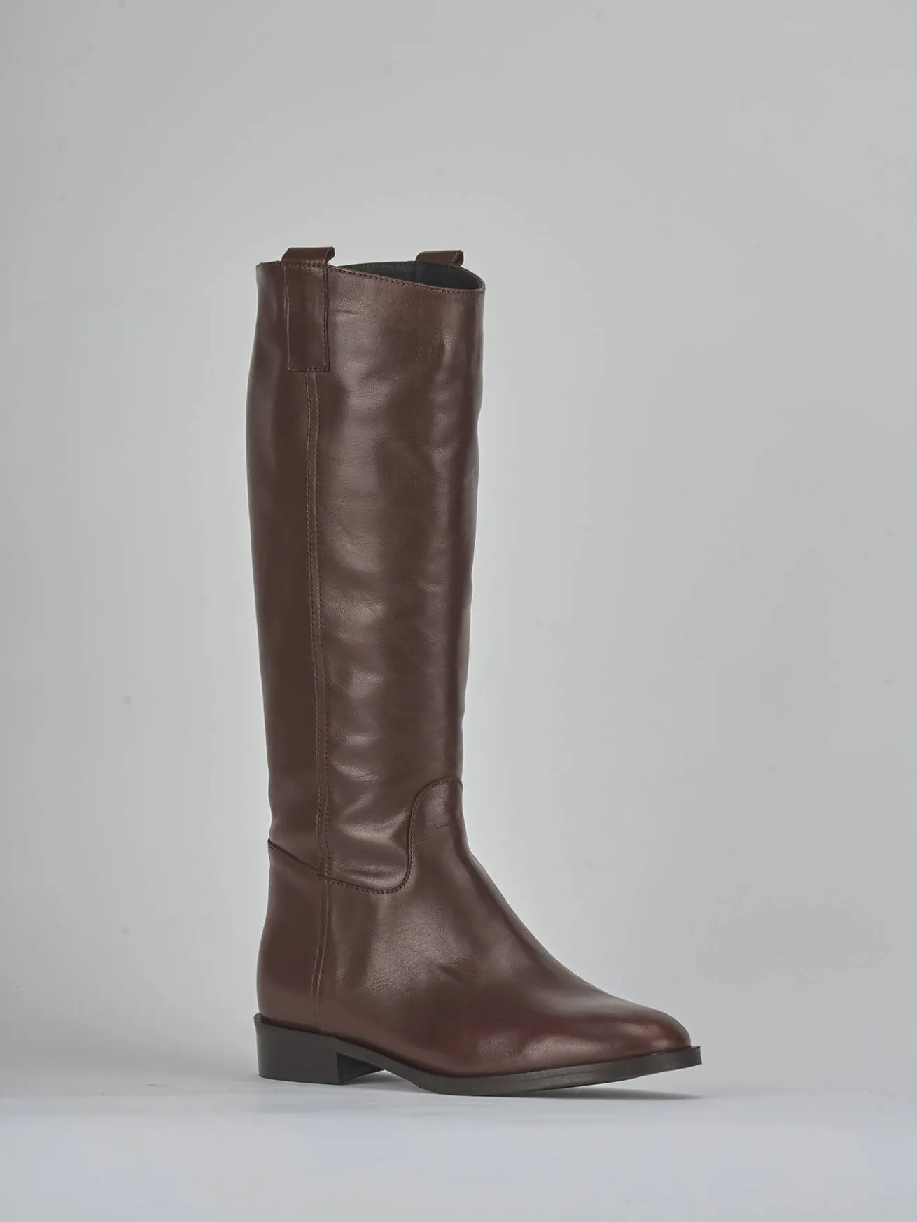 Stivali tacco 2cm pelle marrone