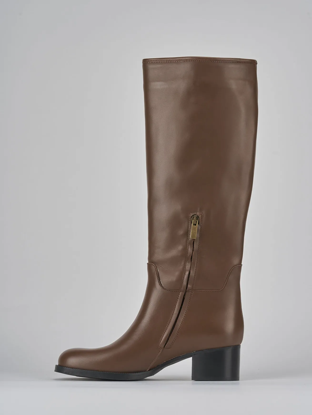 Stivali tacco 4cm pelle marrone