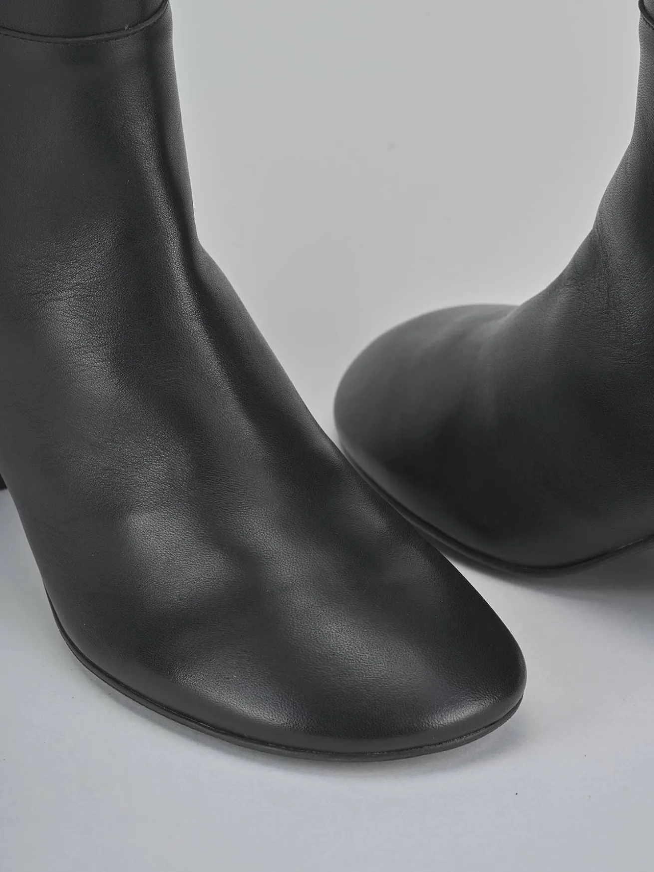 Stivali tacco 6cm pelle nero