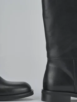 Stivali tacco 2cm pelle nero