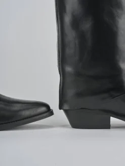 Stivali tacco 3cm pelle nero