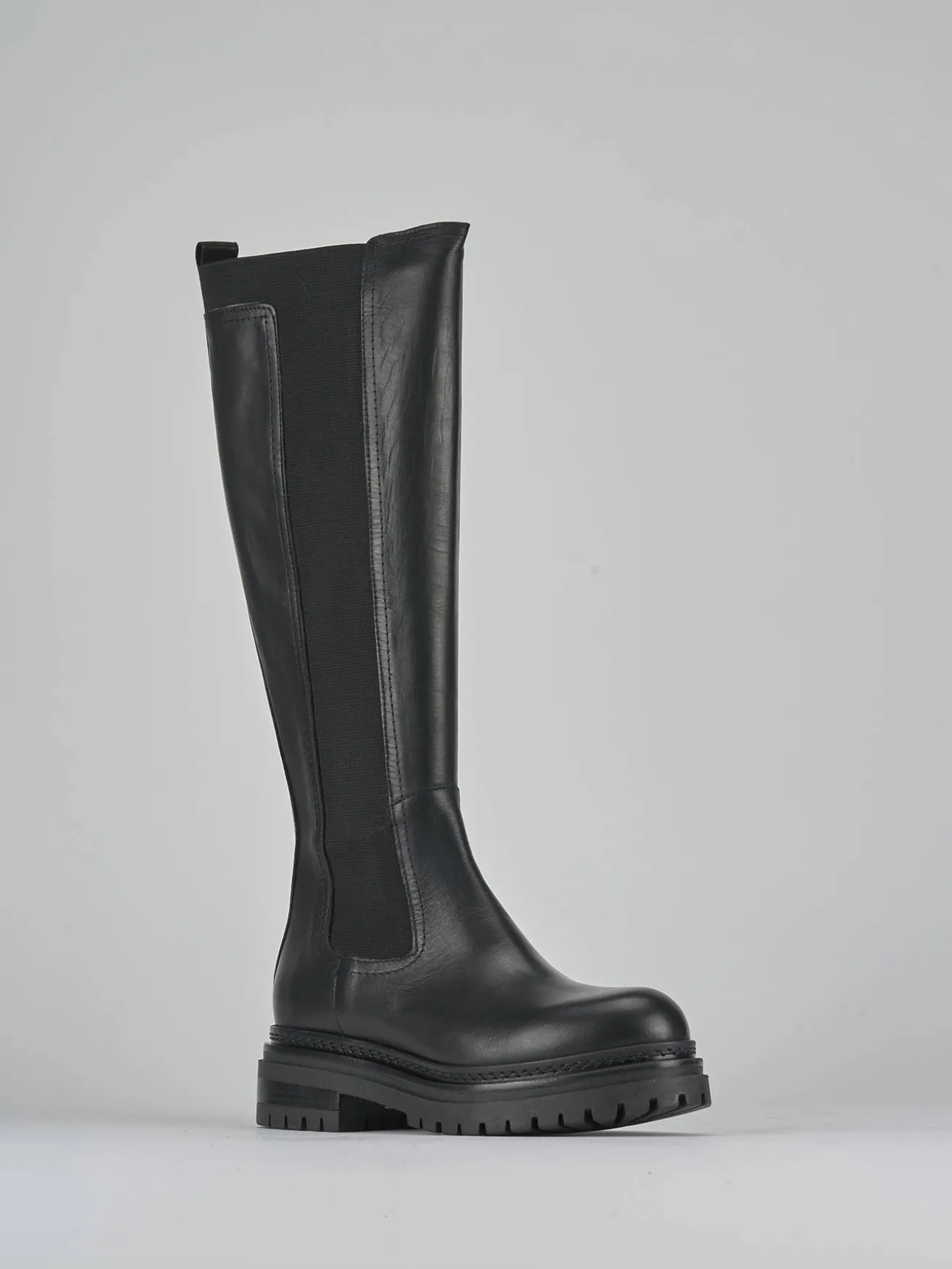 Stivali tacco 3cm pelle nero