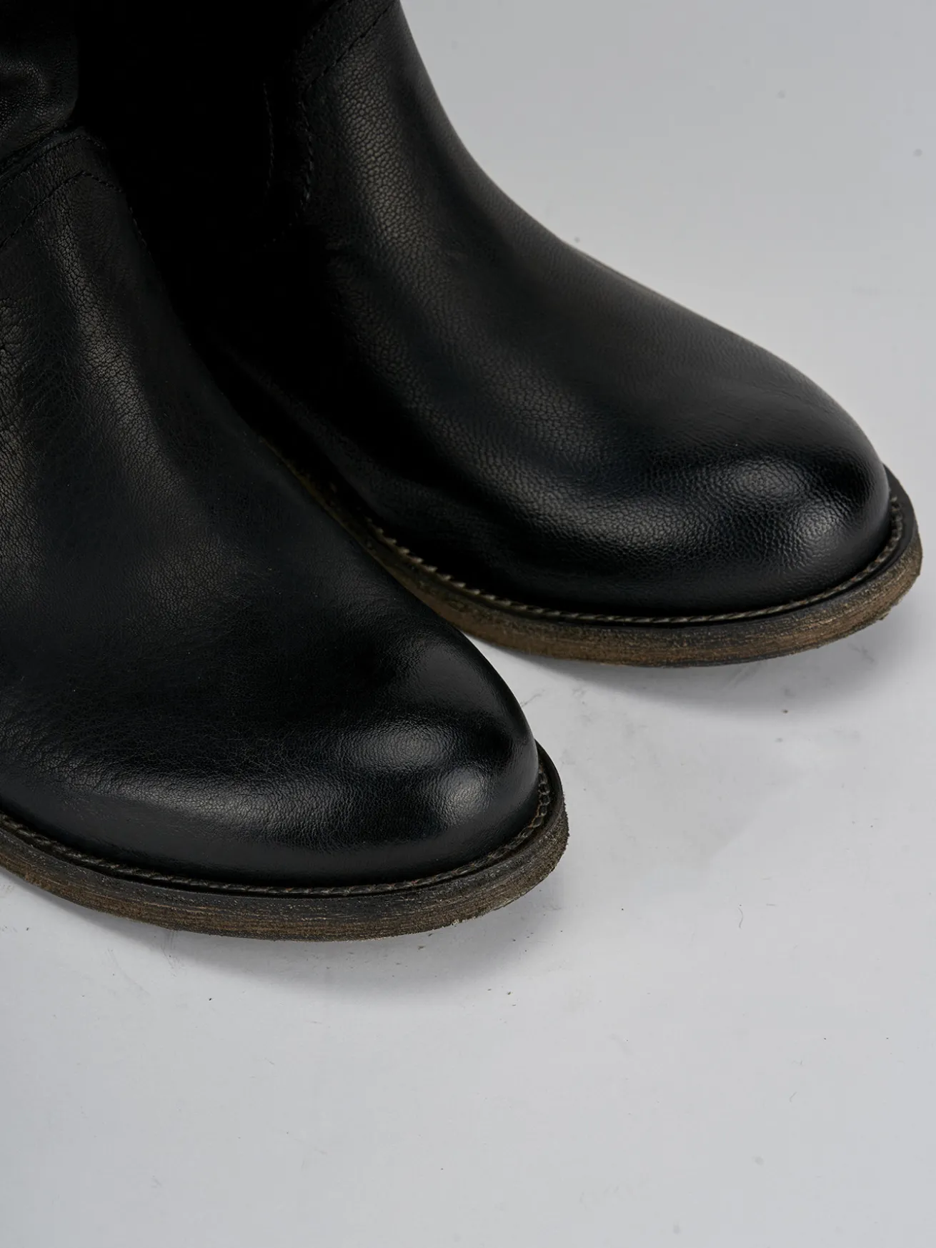 Stivali tacco 1cm pelle nero