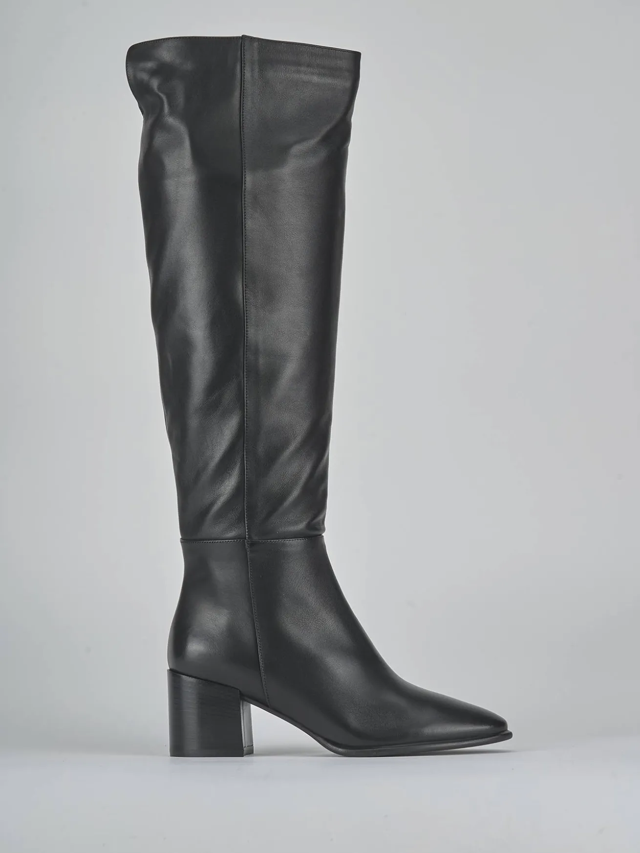 Stivali tacco 6cm pelle nero