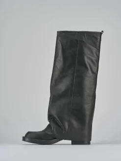 Stivali tacco 3cm pelle nero