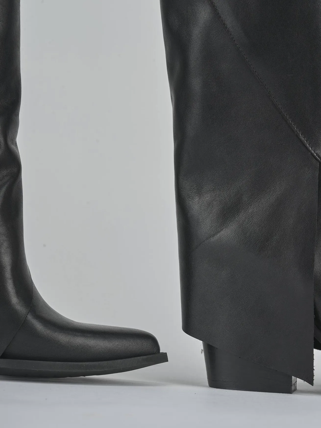 Stivali tacco 8cm pelle nero