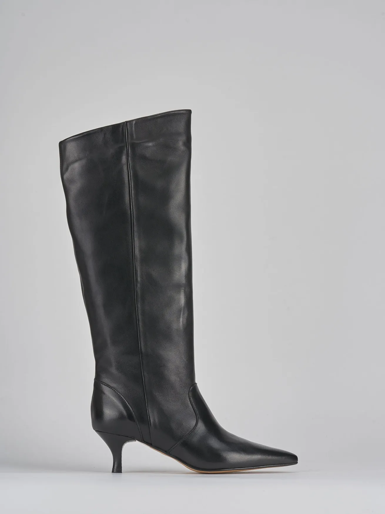 Stivali tacco 5cm pelle nero