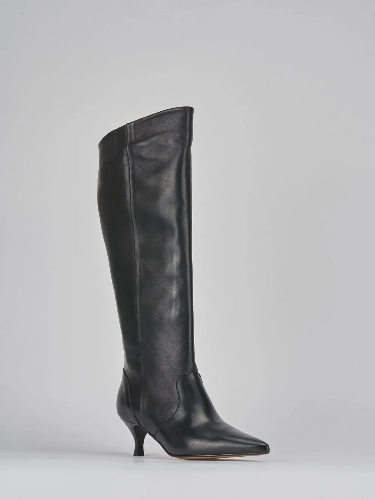 Stivali tacco 5cm pelle nero