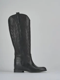 Stivali tacco 2cm pelle nero