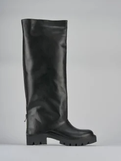 Stivali tacco 3cm pelle nero