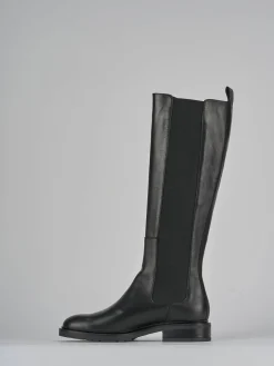 Stivali tacco 2cm pelle nero