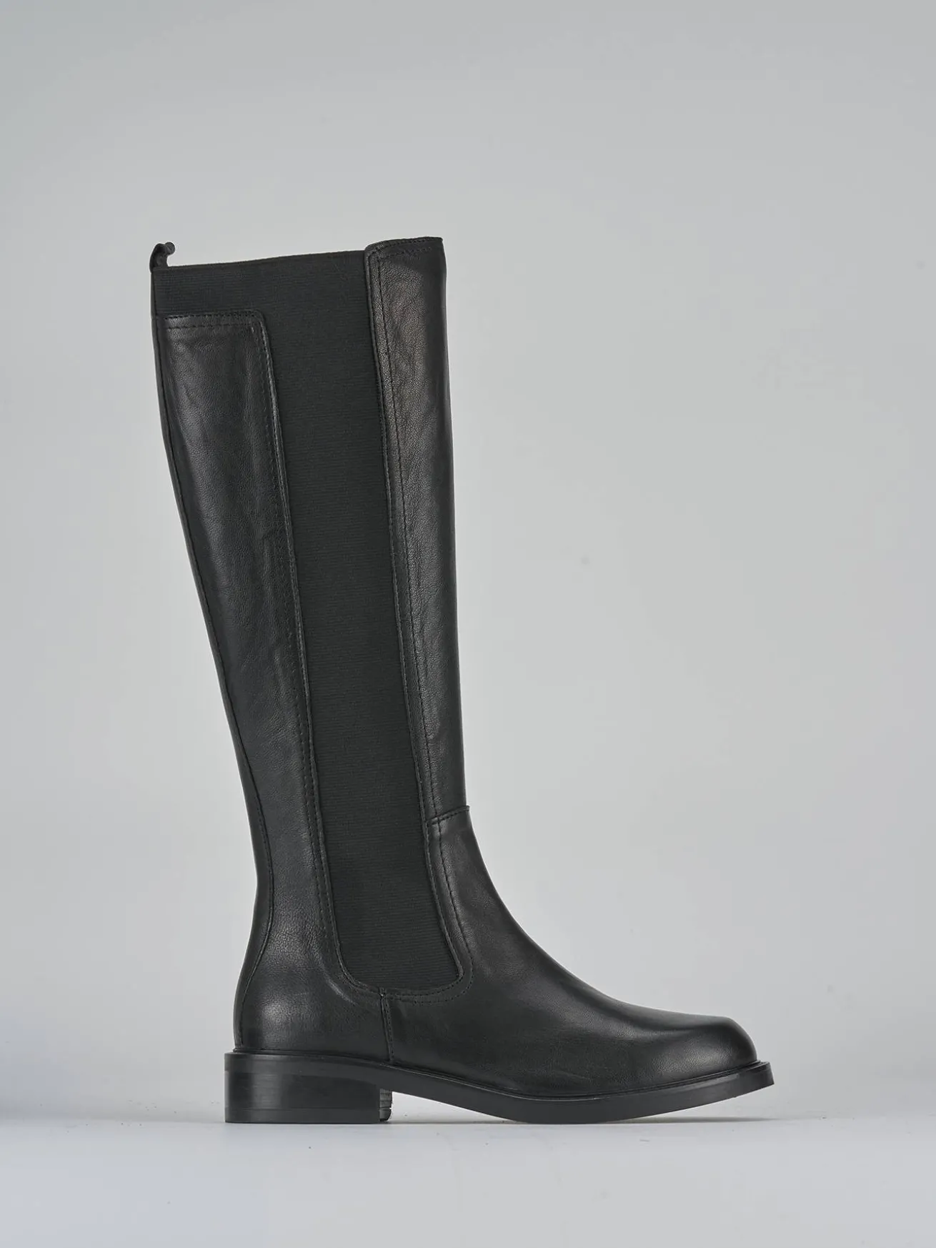 Stivali tacco 2cm pelle nero