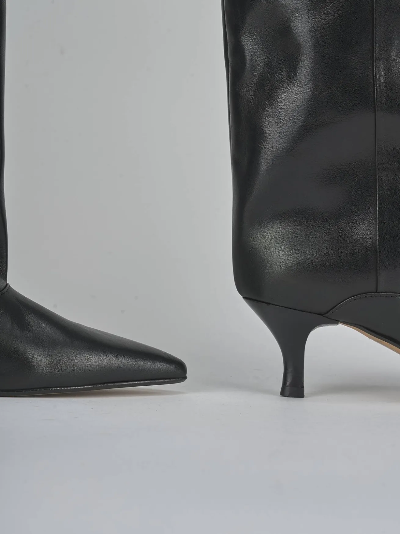 Stivali tacco 5cm pelle nero