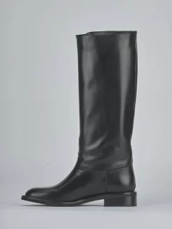 Stivali tacco 3cm pelle nero