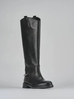 Stivali tacco 2cm pelle nero