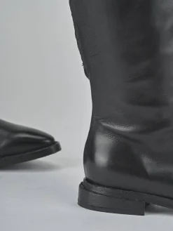 Stivali tacco 2cm pelle nero