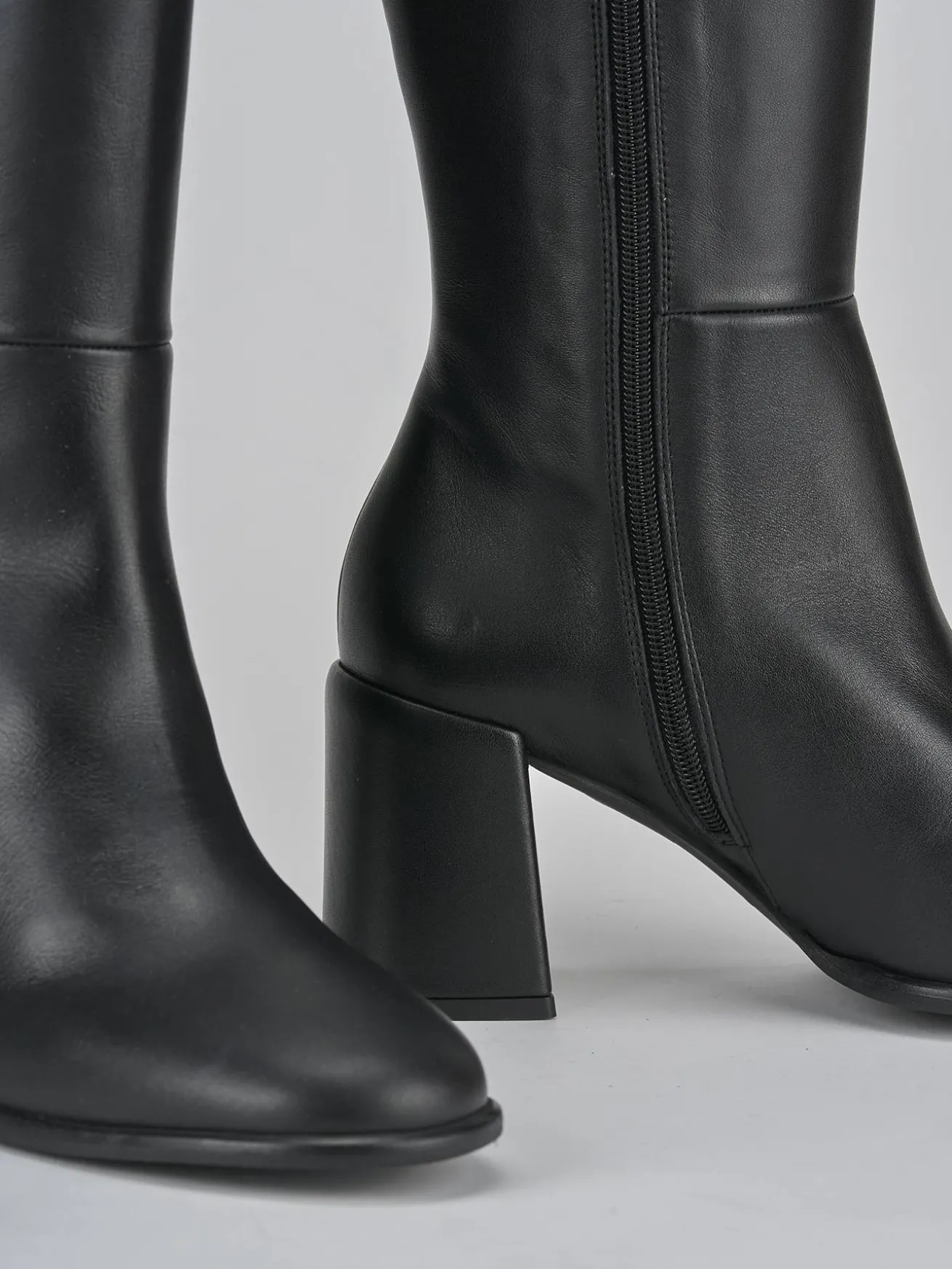 Stivali tacco 7cm pelle nero