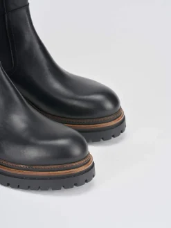 Stivali tacco 2cm pelle nero