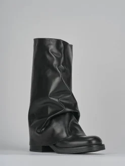 Stivali tacco 3cm pelle nero