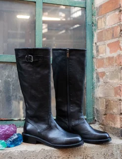 Stivali tacco 2cm pelle nero