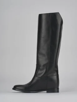 Stivali tacco 2cm pelle nero