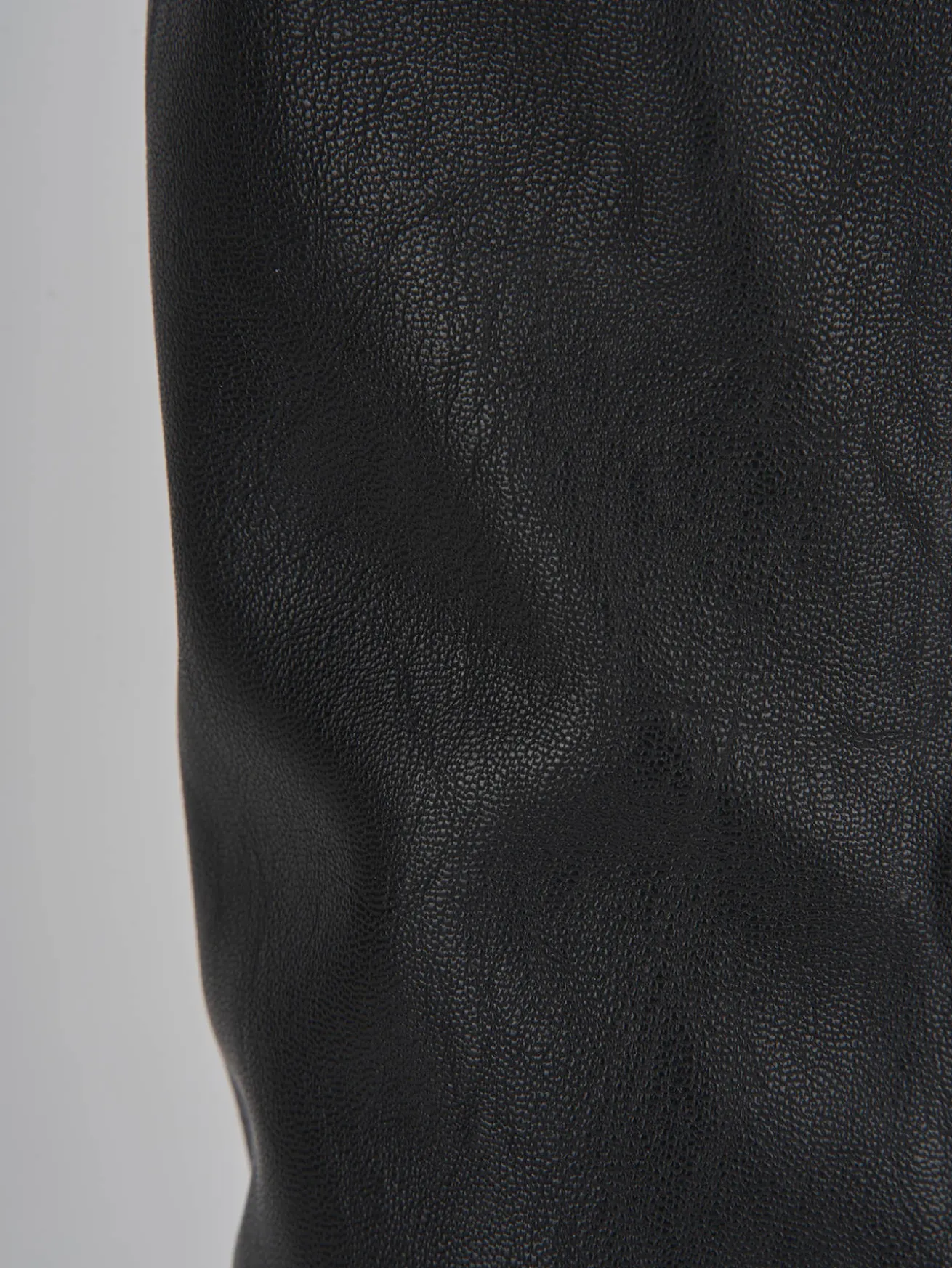 Stivali tacco 2cm pelle nero