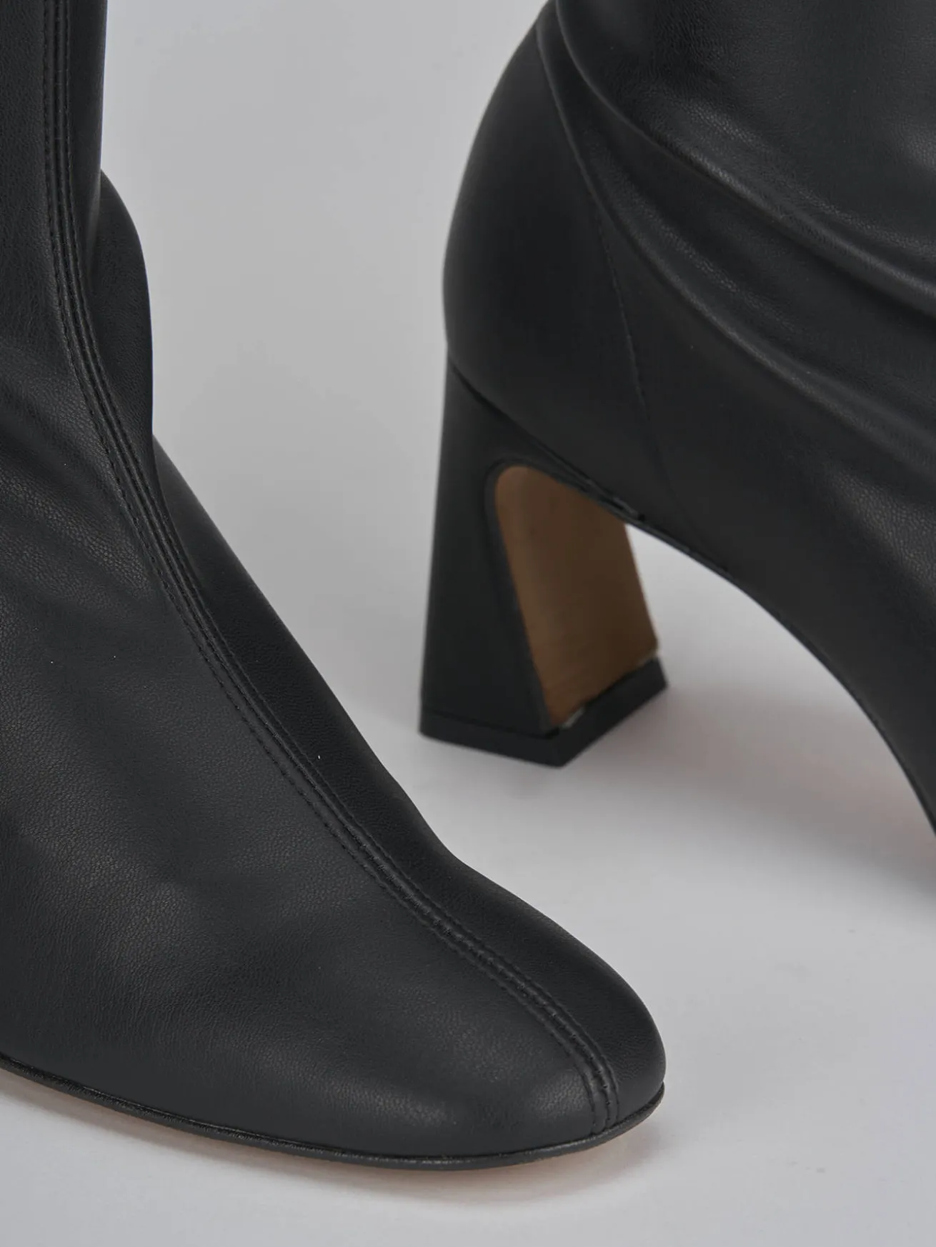 Stivali tacco 9cm pelle nero