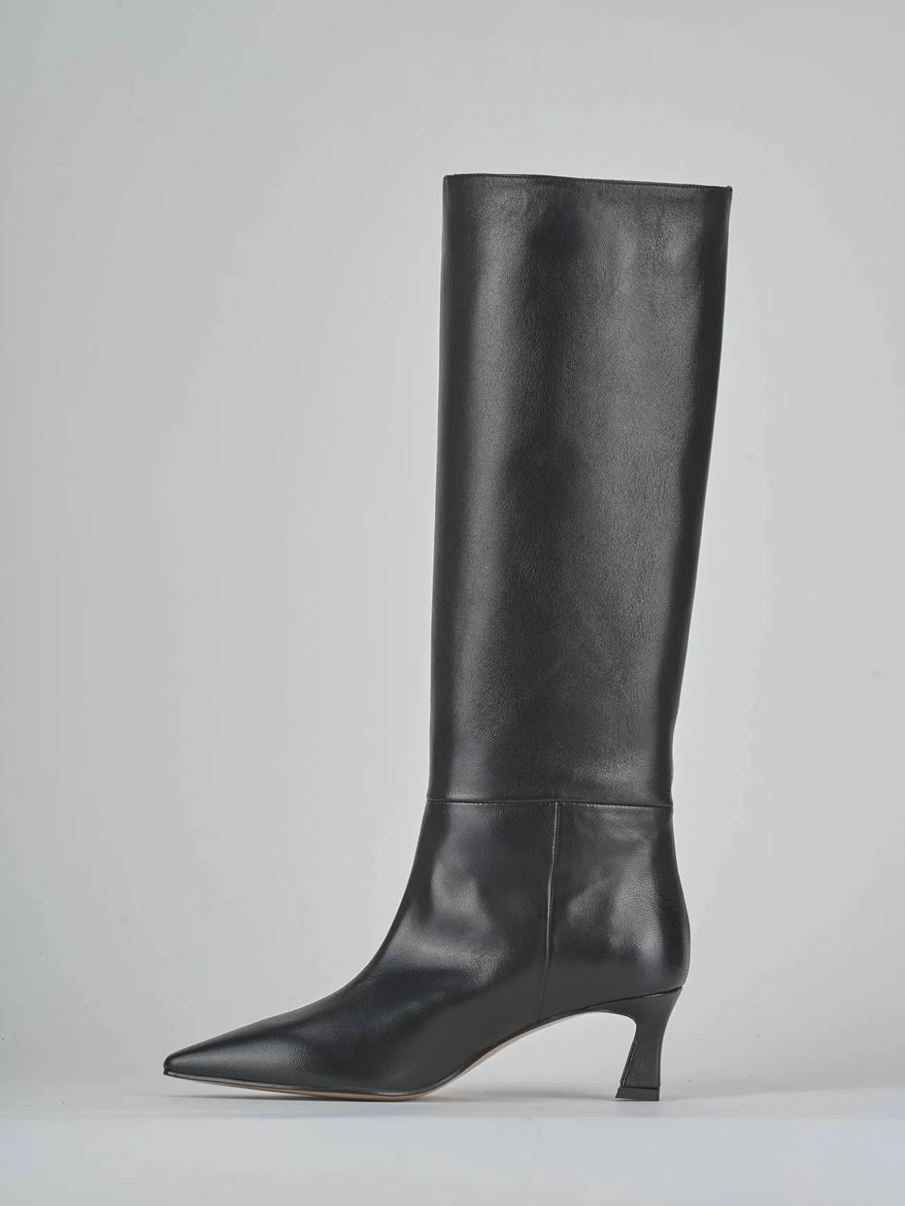 Stivali tacco 6cm pelle nero