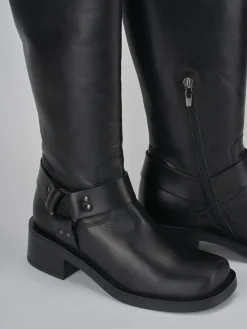 Stivali tacco 3cm pelle nero