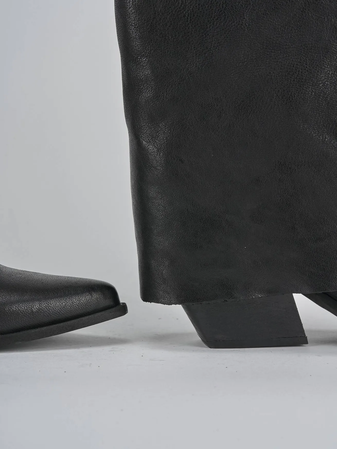 Stivali tacco 6cm pelle nero