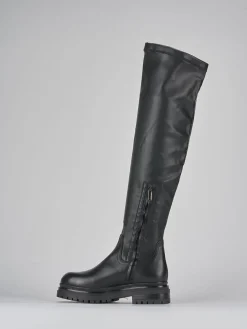 Stivali tacco 3cm pelle nero