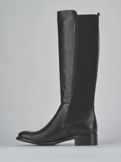 Stivali tacco 3cm pelle nero