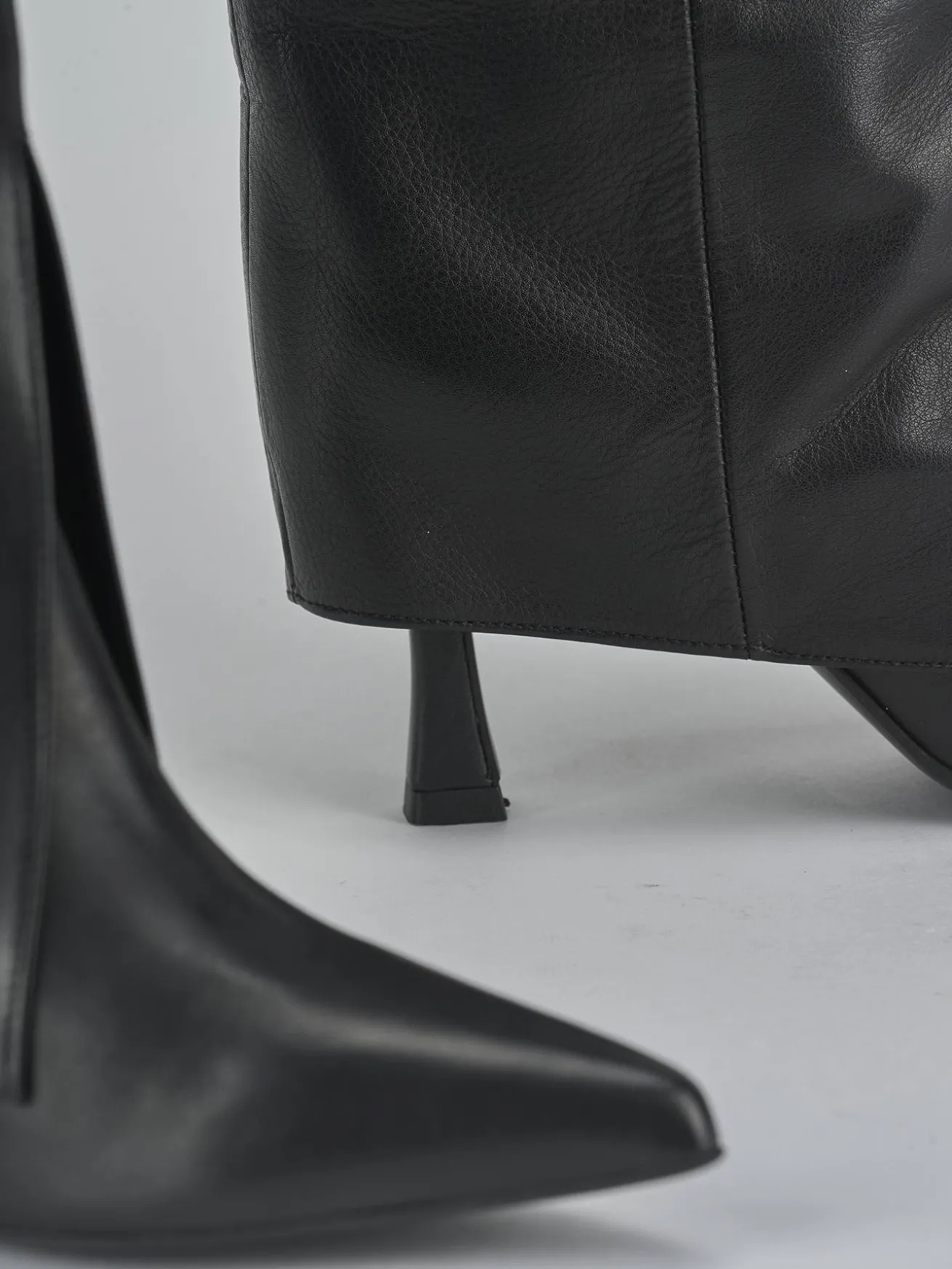 Stivali tacco 8cm pelle nero