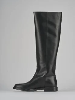 Stivali tacco 2cm pelle nero